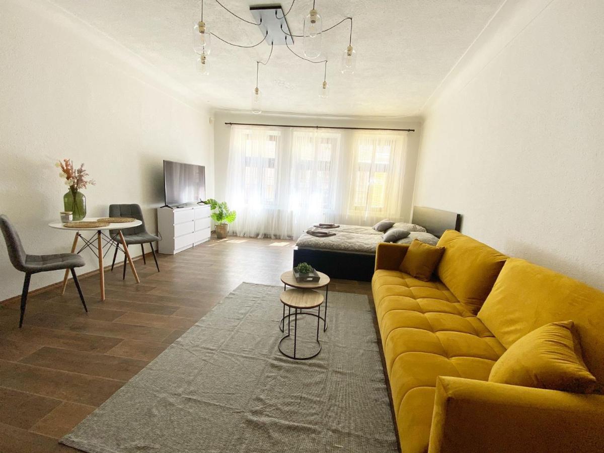 Kovarik Apartments I Оломоуц Экстерьер фото
